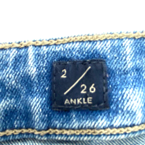 Lucky Brand Jeans Women 2/26 Skinny Ankle Distressed Light Wash Low Rise Denim - Picture 3 of 8